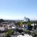 Spacious And Modern 2Br At Apartment Dago Butik By Travelio