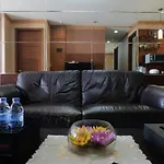 Spacious And Modern 2Br At Apartment Dago Butik By Travelio