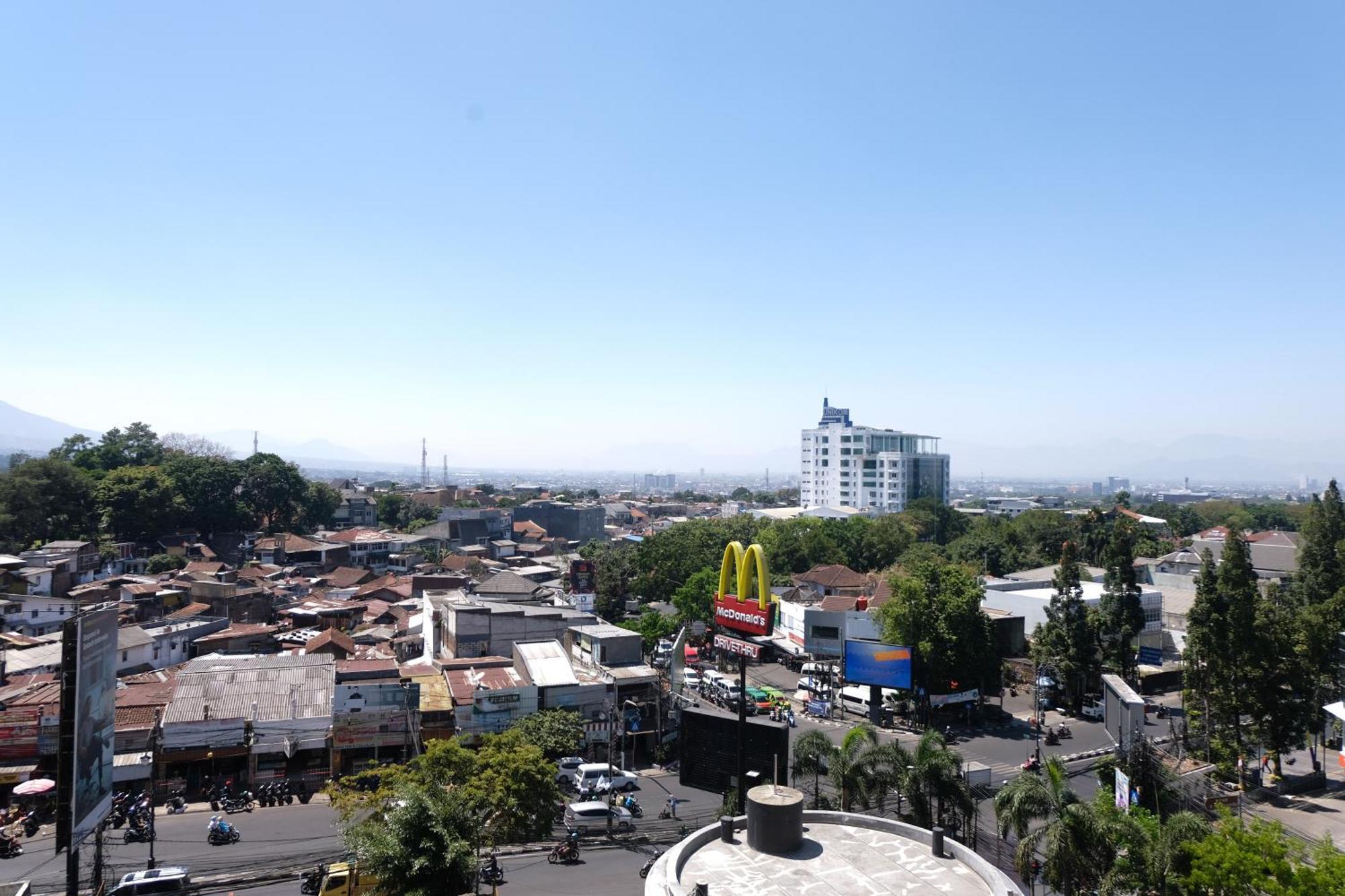 Apartemen Spacious And Modern 2br At Dago Butik By Travelio Bandung